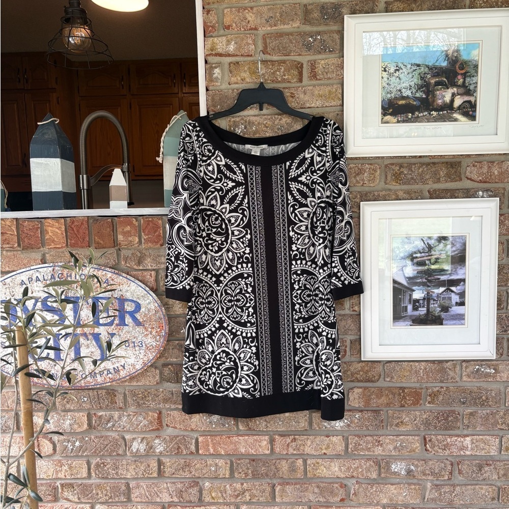 White House Black Market Black and White Printed Shift mid thigh sz M Dress - Picture 2 of 8